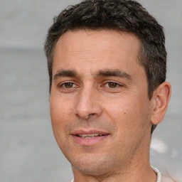 Ethan R. – Vancouver, Canada 